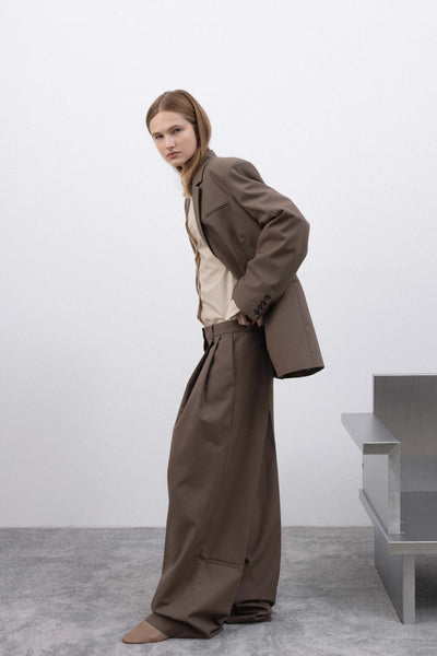 Oversized suit taupe švarkas