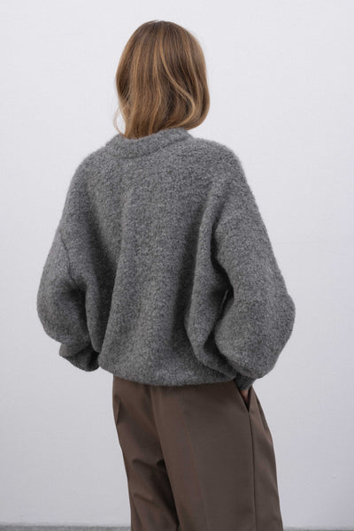 Signature boucle knit grey megztinis