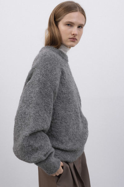 Signature boucle knit grey megztinis